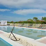 Likithos Hotel