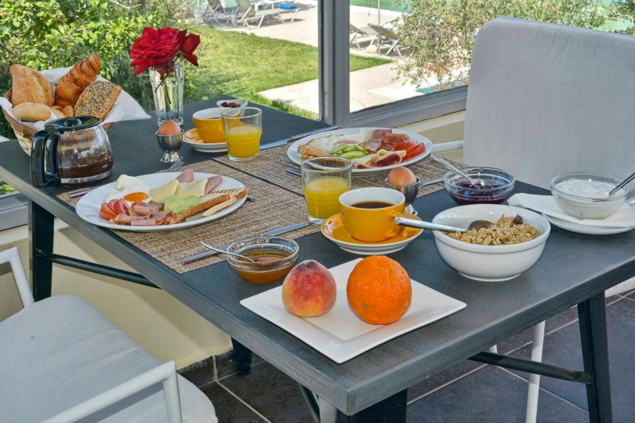 Hotel Likithos 3*