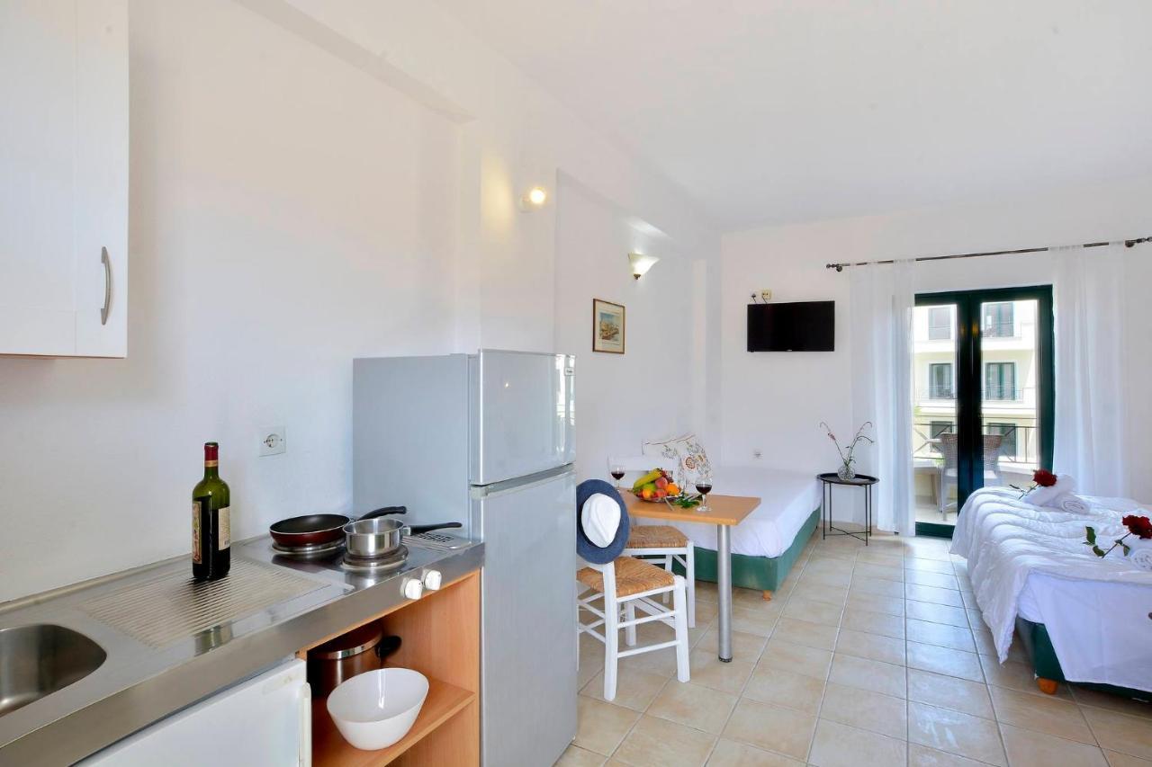 Likithos Hotel 3*
